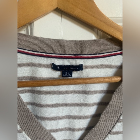 Tommy Hilfiger sweater size XXL - Picture 6 of 9